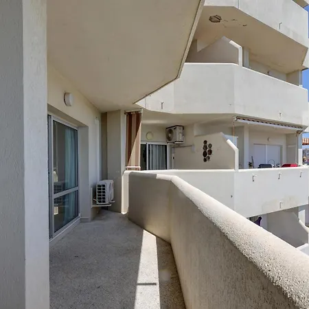 Apartmán Charming In Benalbeach With Garden And Sea View