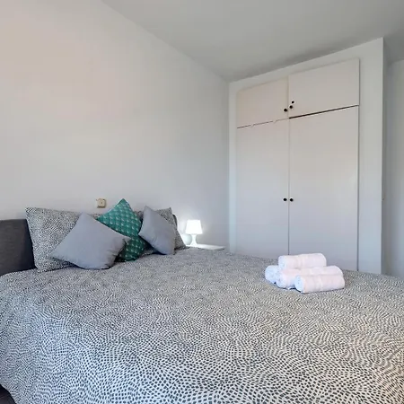 Charming In Benalbeach With Garden And Sea View Apartment